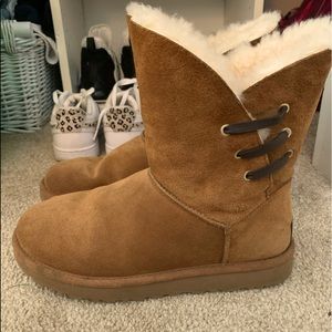women’s UGGs chestnut brown